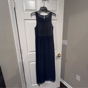 Chic Navy Sleeveless Maxi Dress